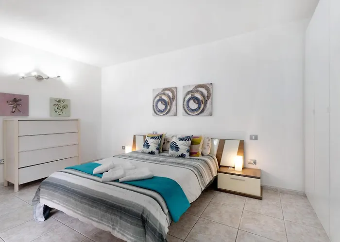 Aaron Beautifull House Arona (Tenerife)